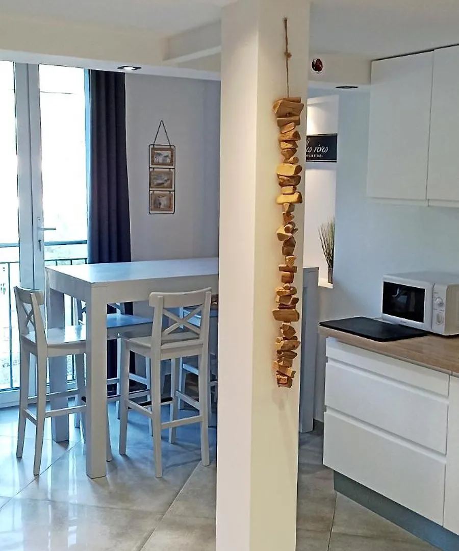 La 34 Tiny House With Sunny Terrace Villa Menton 0*,  France