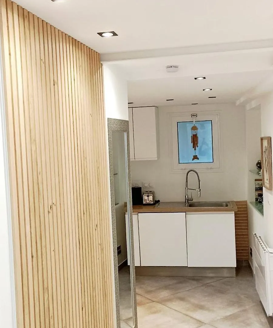 Holiday home La 34 Tiny House With Sunny Terrace Villa Menton France