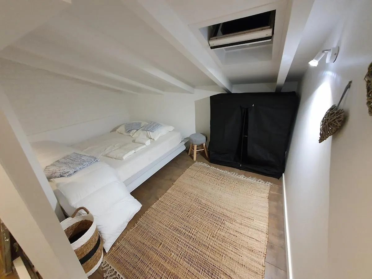 La 34 Tiny House With Sunny Terrace Villa Menton 0*,