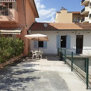 Calme Et Tranquillite Et Un Soupir Menton