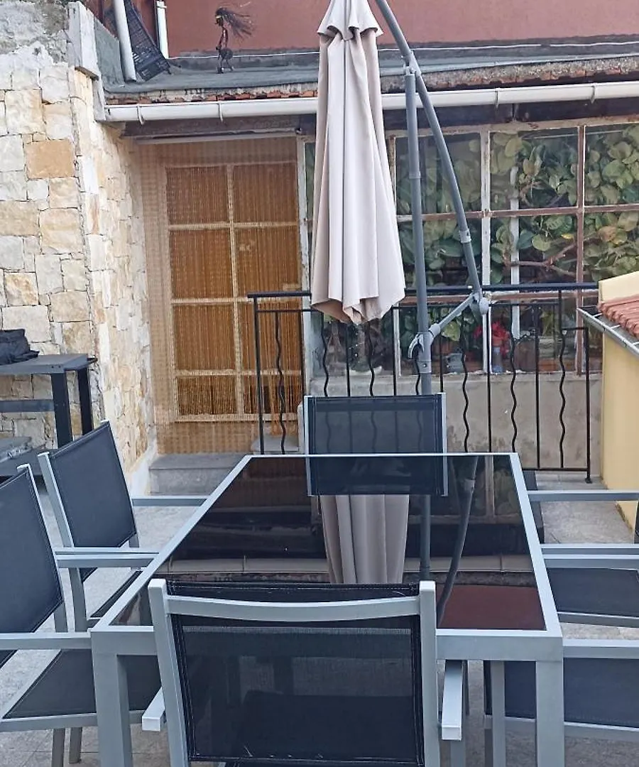 La 34 Tiny House With Sunny Terrace Villa Menton Nyaraló